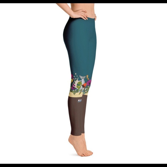 Unique Leggings, Alaskan Artist, Corso Graphics. - Picture 6 of 7